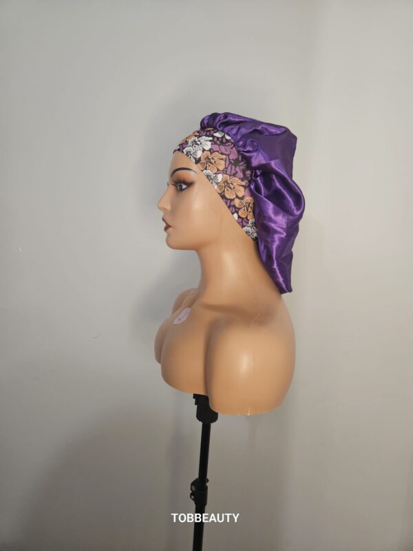 Bonnet en satin – Image 25