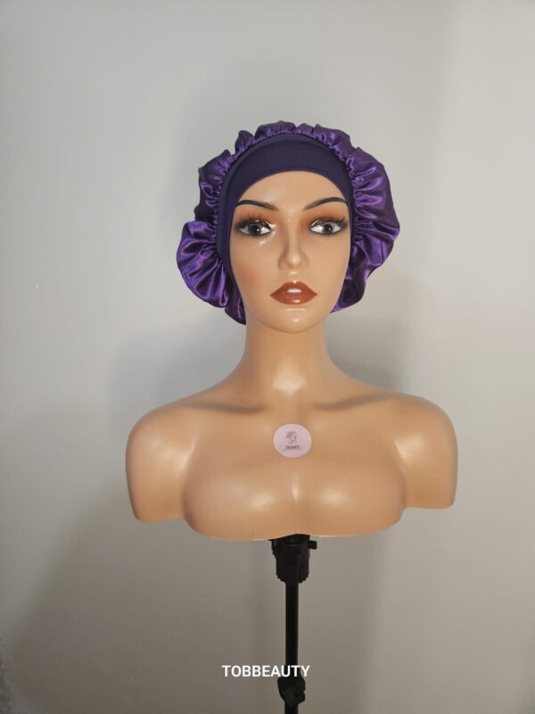 Bonnet en satin – Image 22