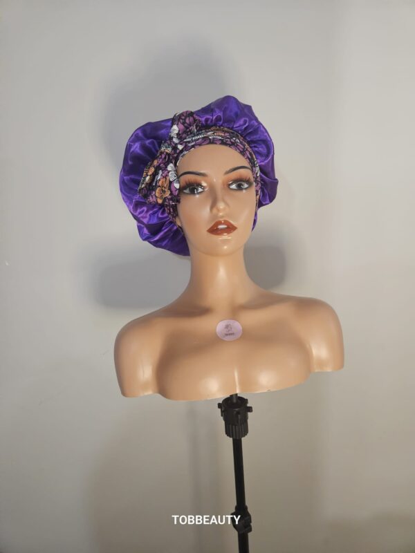 Bonnet en satin avec corde – Image 9